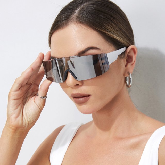 Trendy One-Piece Punk Sunglasses for Men and Women - UV400 Colorful Goggle Shades