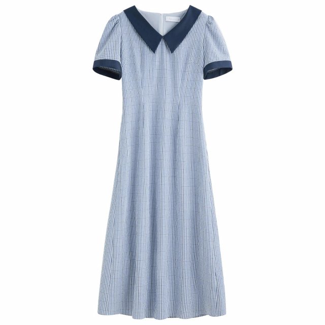 Chic Checkered Summer A-Line Dress with Tailored Waist & V-Neck