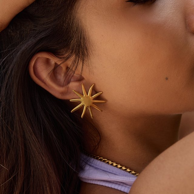 Glossy Sunflower Stud Earrings