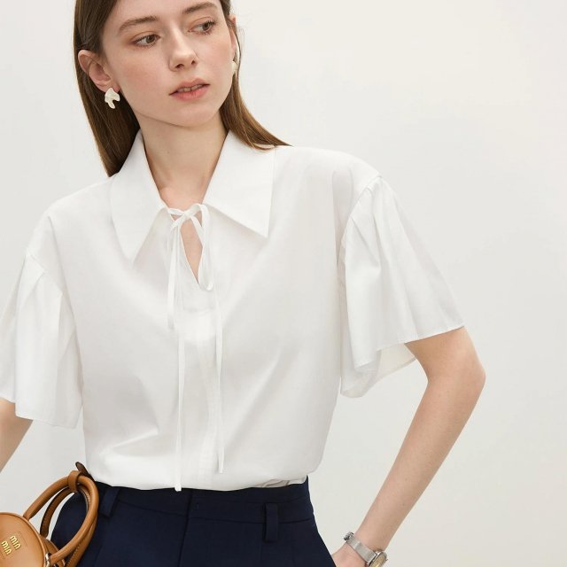 Sweet Collage V-Neck Loose Fit Summer Shirt for Women